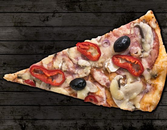Calories in Pizza Slice